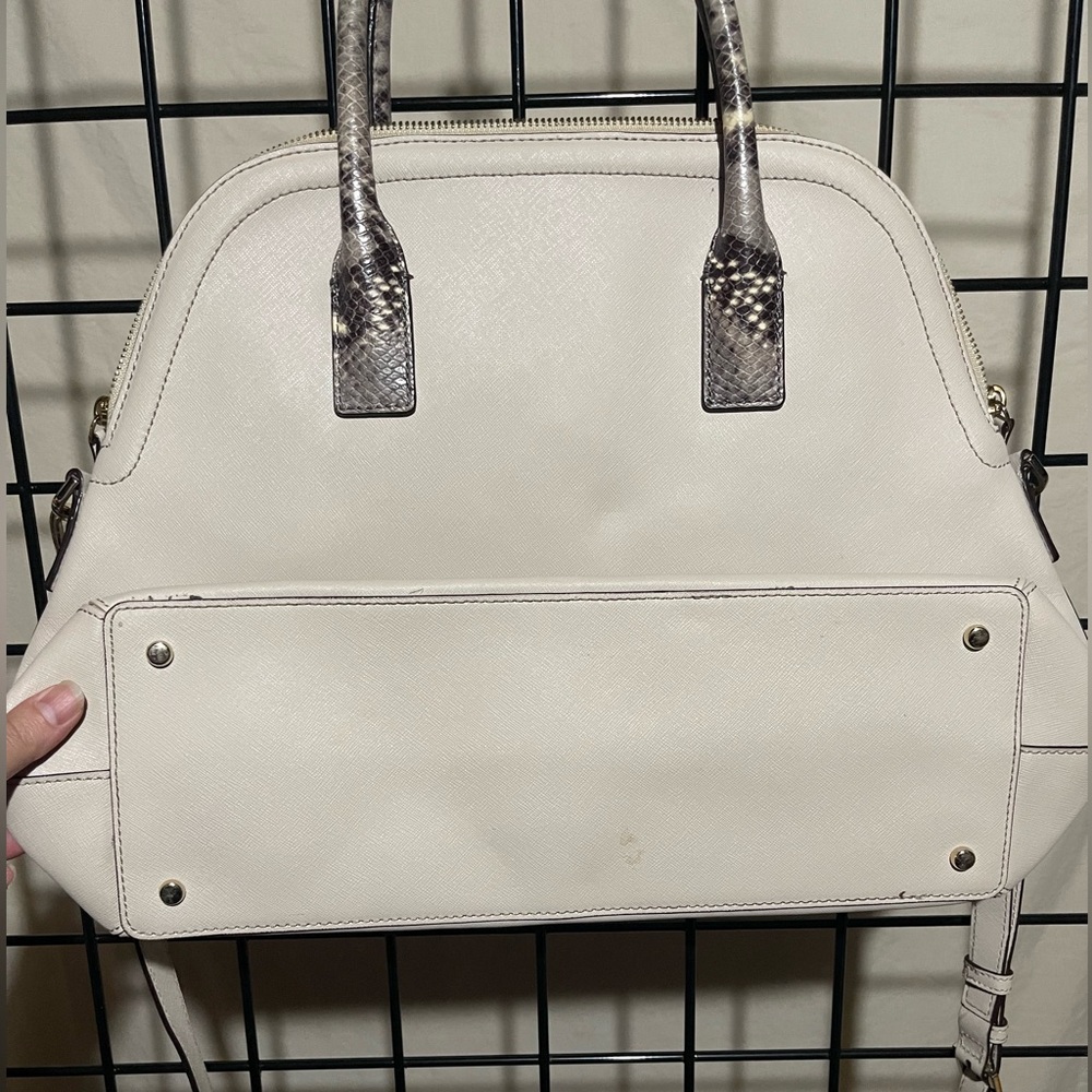 Kate Spade Cameron Street Mega Margot Bag - Picture 9 of 10